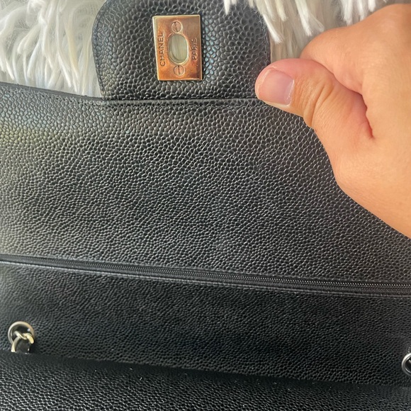 CHANEL caviar maxi double flap quilted black silver hardware - Picture 7 of 14